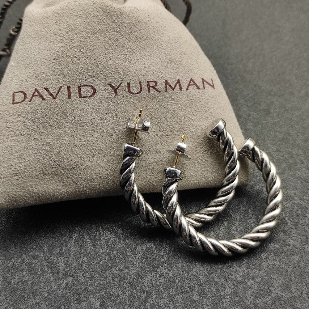 Elegant Silver Hoop Earrings David Yurman - Picture 4 of 8